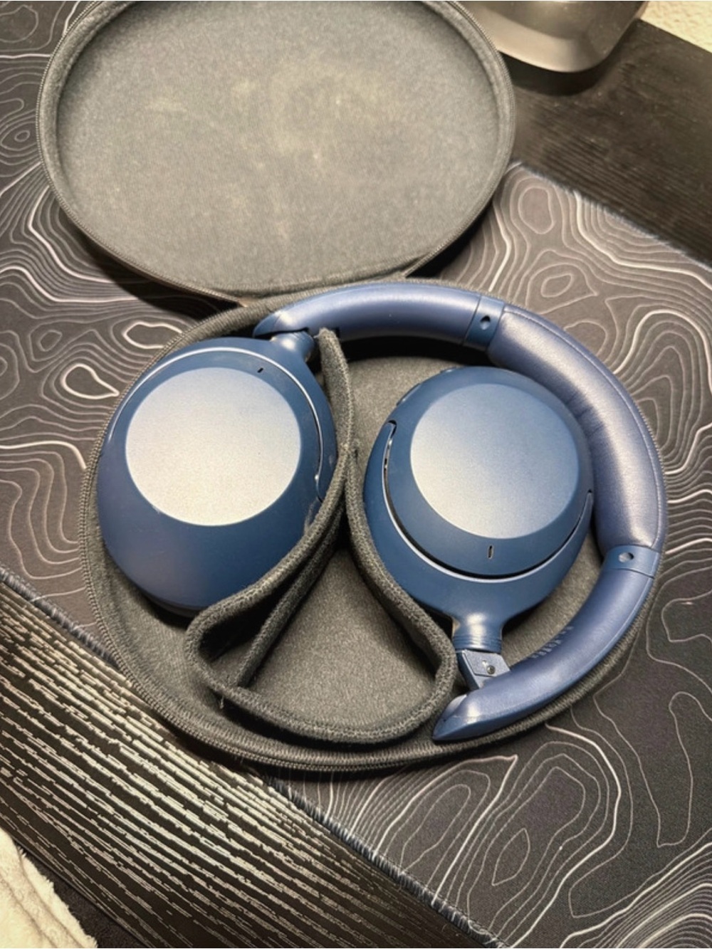 Sony Over-Ear Headphones in Navy Blue - Foldable